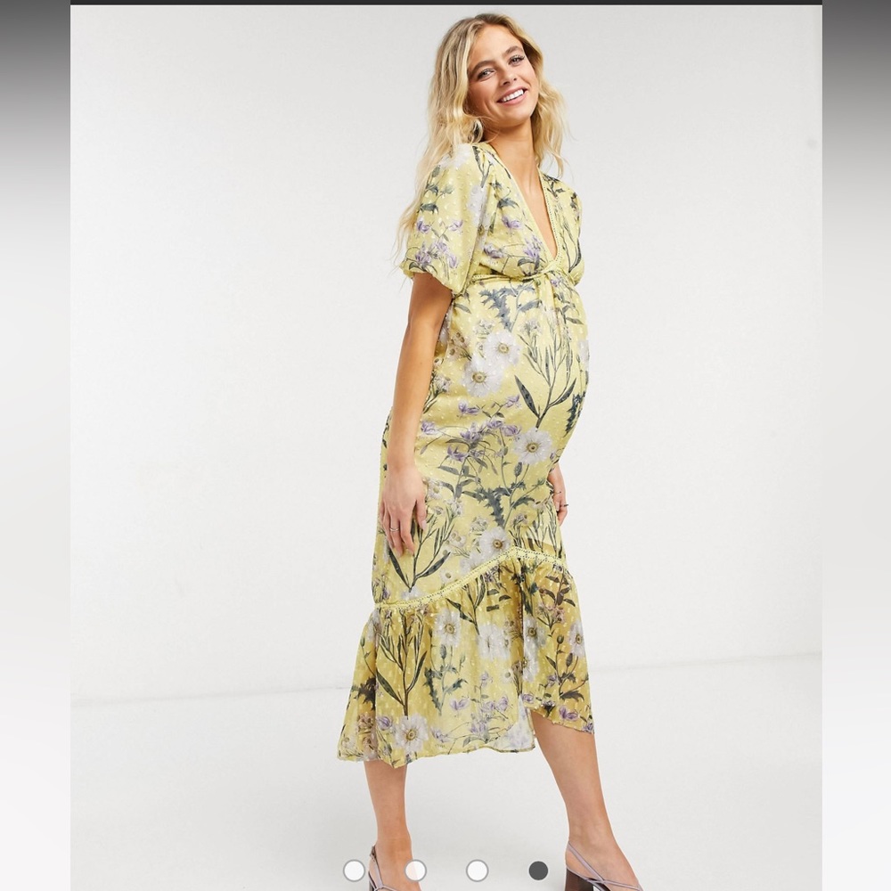 Hope & Ivy Maternity balloon sleeve drop hem midi dress in yellow daisy print